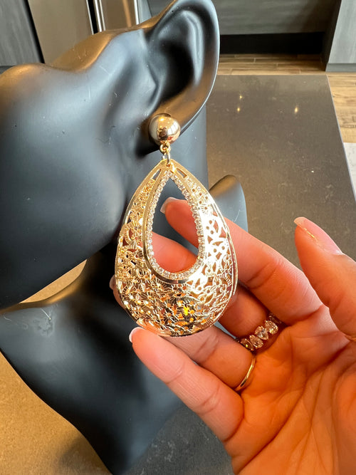 Cut Out Detailed Rhinestone Embellished Metal Teardrop Dangle Earrings